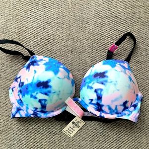 NWT VS PINK Wear Everywhere Super Push-up Bra 32B